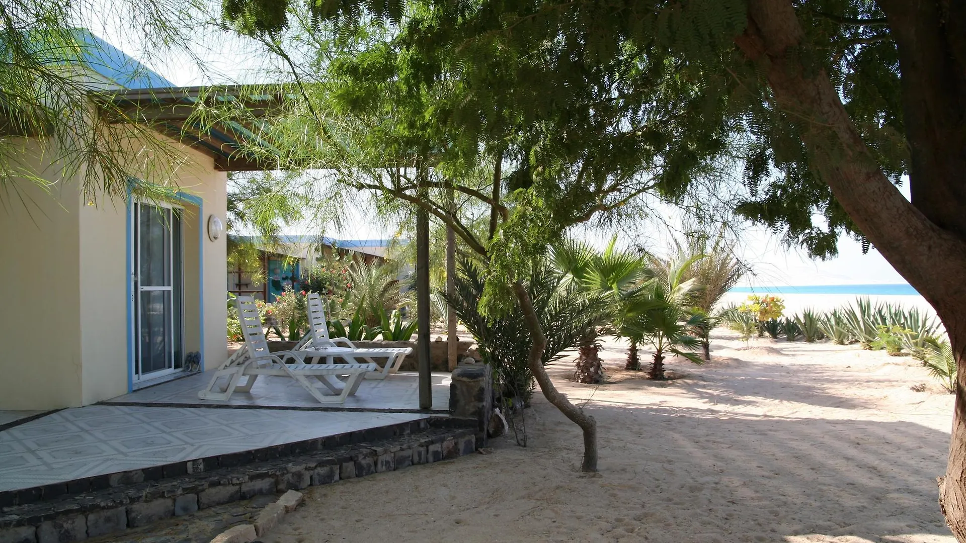 ***  Hotel Parque Das Dunas Village Rabil Cape Verde